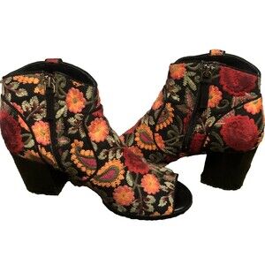 Embroidered Open Toe Black Orange Red Floral Fabric Womens 8.5 Ankle Boot Boho
